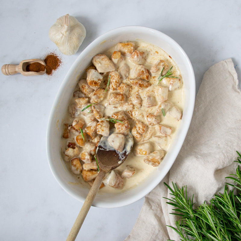 Blancs de poulet rôtis au romarin et crumble de légumes au pecorino